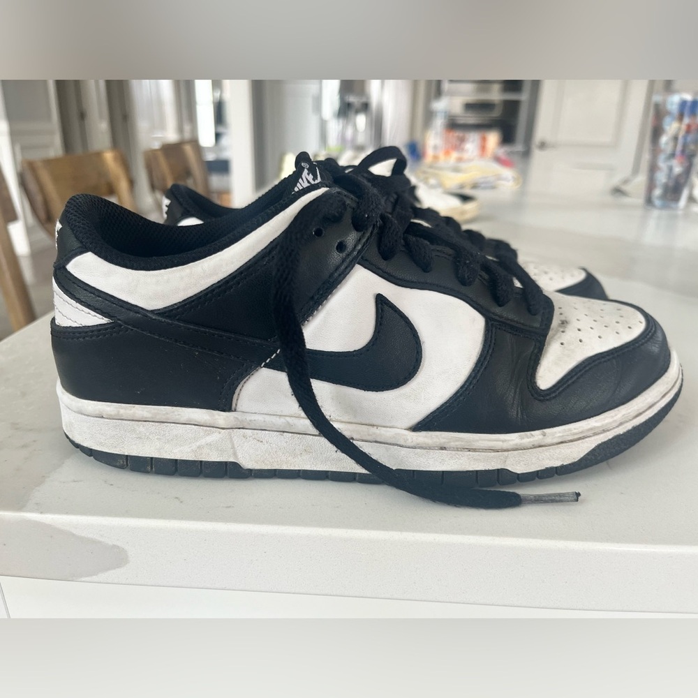 6.5 Nike shoes